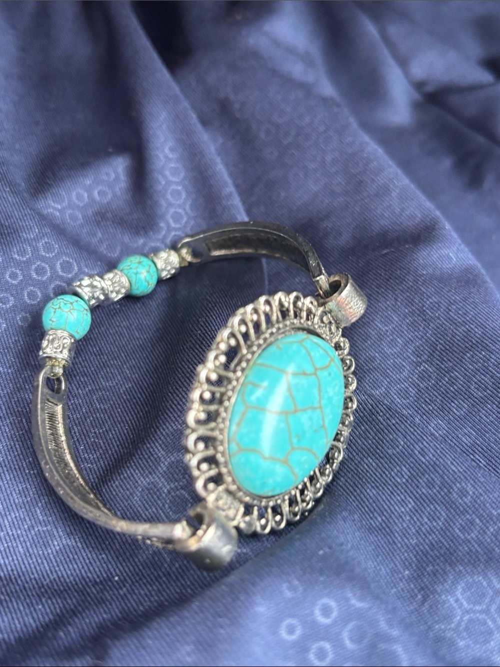Vintage Silver Tone Faux Turquois stretch Bracelet - Picture 5 of 9